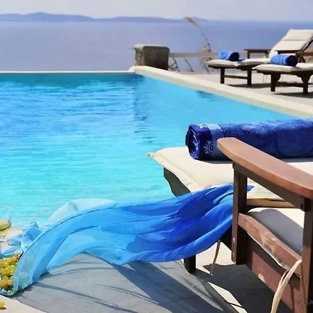 Ophelia Mykonos Town